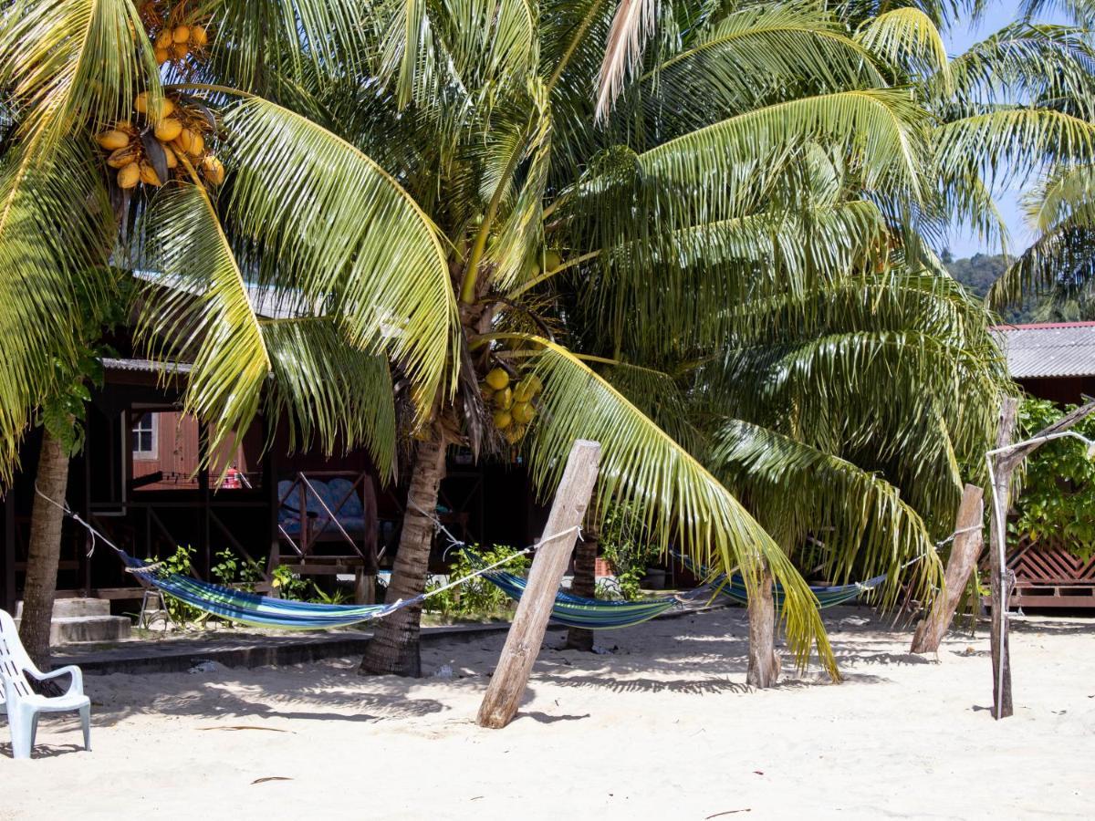 Hotel Bushman Tioman Kampong Juara Exterior foto